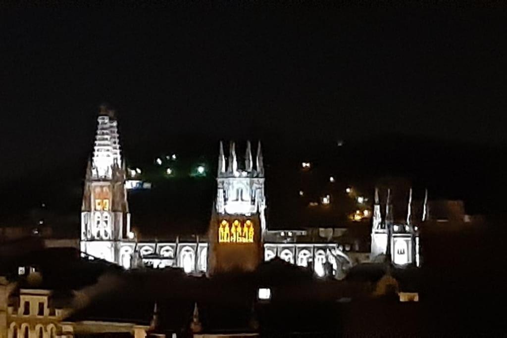 Luxeinburgos Atico Con Vistas Espectaculares Apartman Kültér fotó